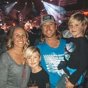 Meet your Posher, Denise